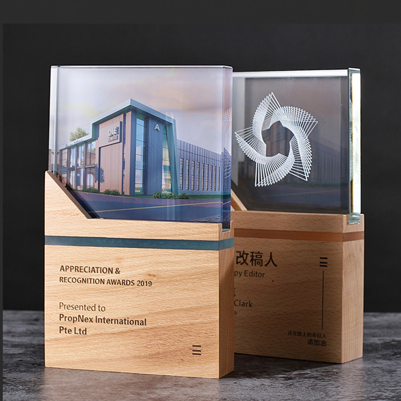 Nouveau design, trophée en boi - Home Decor Logo Design avis et prix